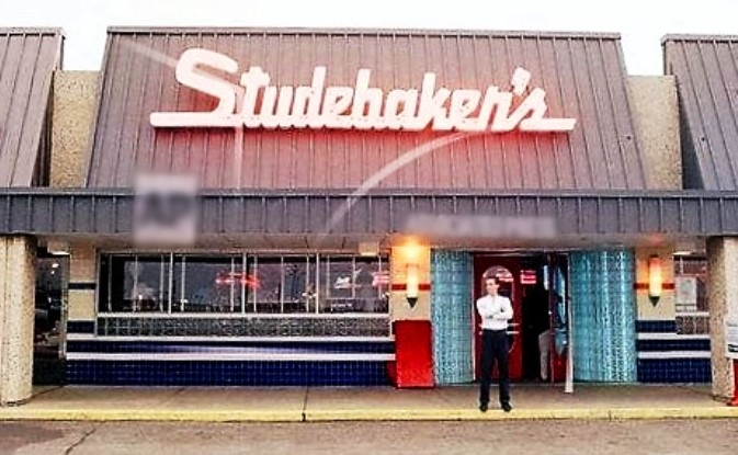 STUDEBAKER'S