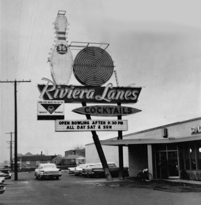 RIVIERA LANES BOWLING ALLEY MELROSE PARK 