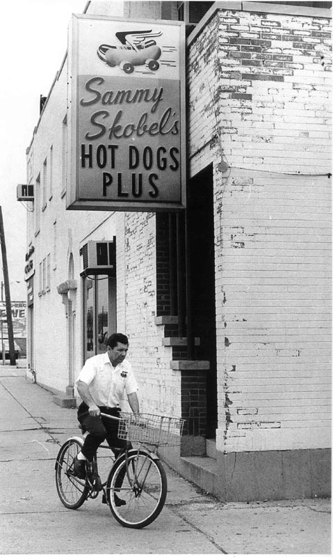 Sammy Skobel's Hot Dogs Plus / Mt. Prospect IL. (1967-19??)