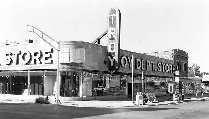 TROY DEPT. STORE BERWYN